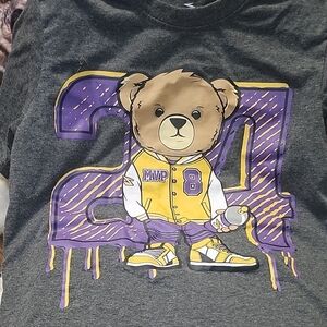 8 & 24 Kobe Bryant Lakers color's Bear shirt Youth 16/18 Shirt